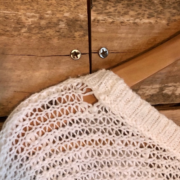 Hollister Long Sleeve Knit Sweater Size XS/S - Picture 4 of 6